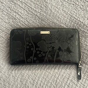 Kate spade zip around wallet